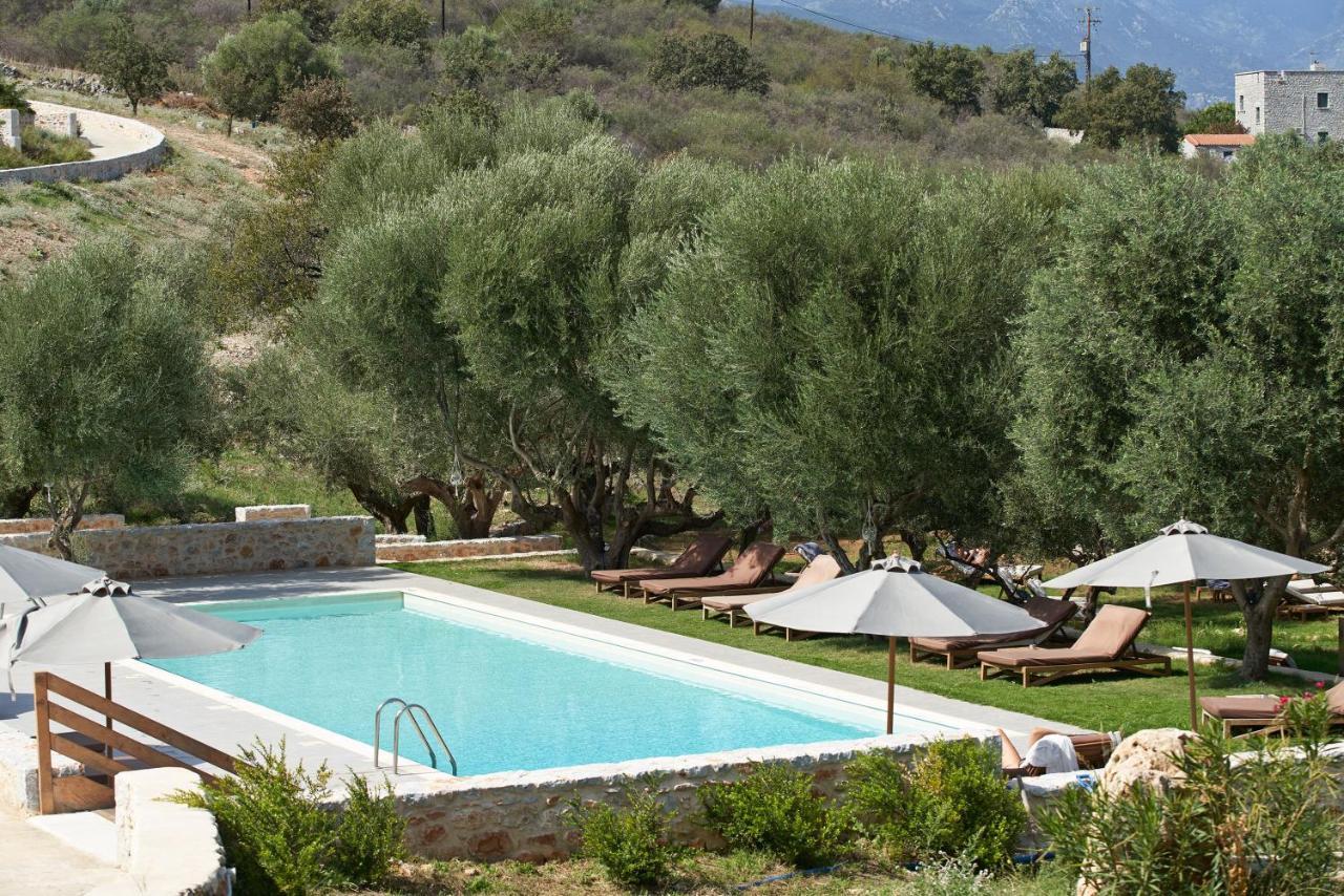 100 Rizes Seaside Resort- Small Luxury Hotels Of The World Kalivia  Exterior photo