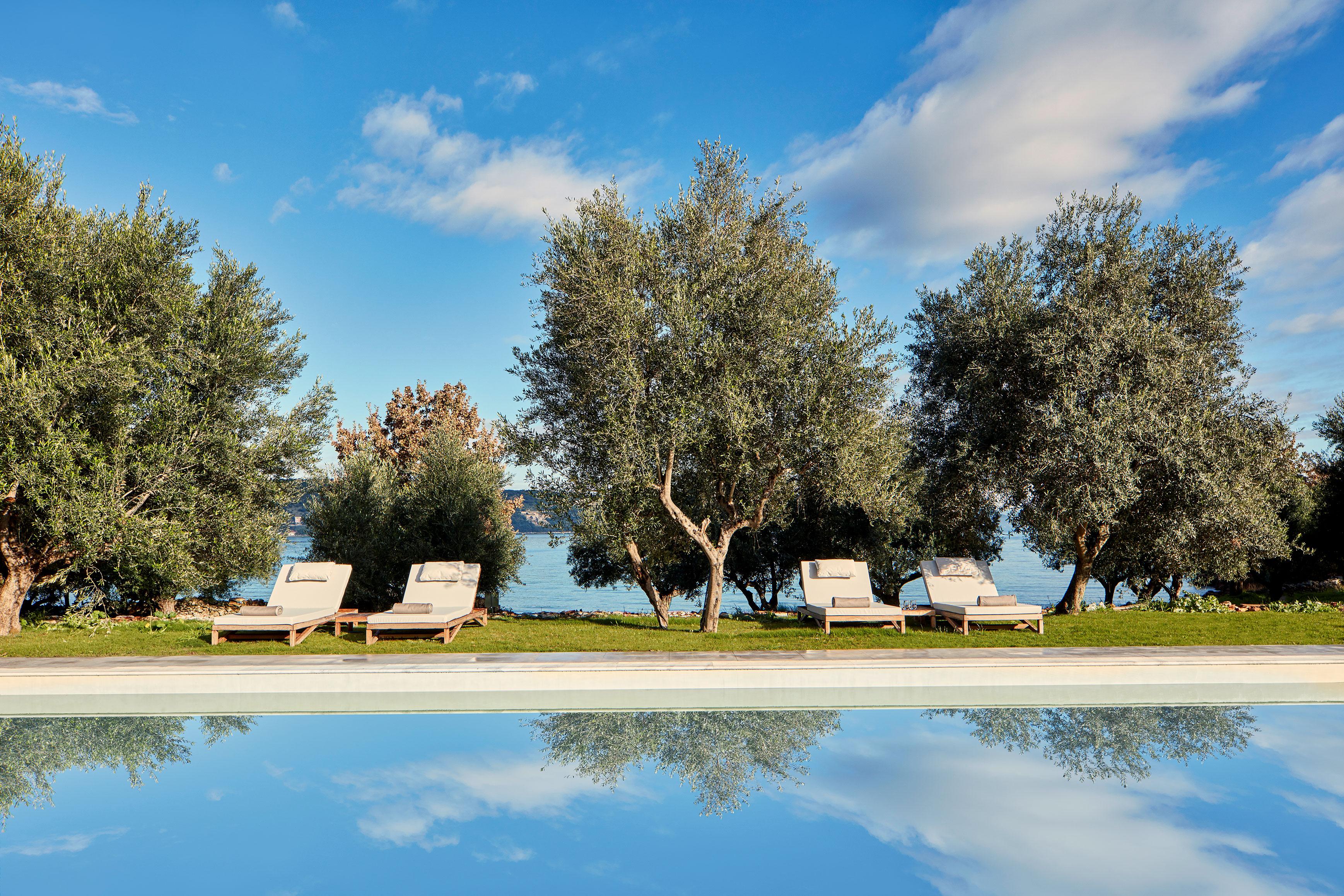 100 Rizes Seaside Resort- Small Luxury Hotels Of The World Kalivia  Exterior photo