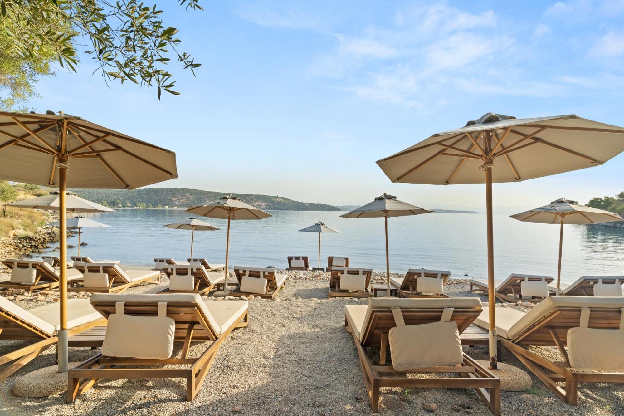 100 Rizes Seaside Resort- Small Luxury Hotels Of The World Kalivia  Exterior photo